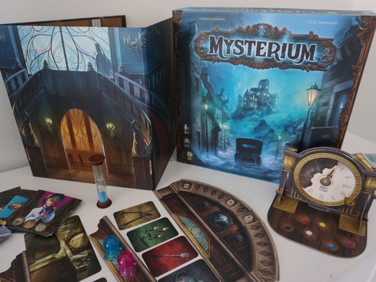 Mysterium, un jeu familial avec de magnifiques illustrations